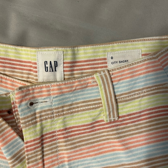 GAP 100% Cotton City Short - Stripe Shorts - Size 0 - Picture 3 of 4